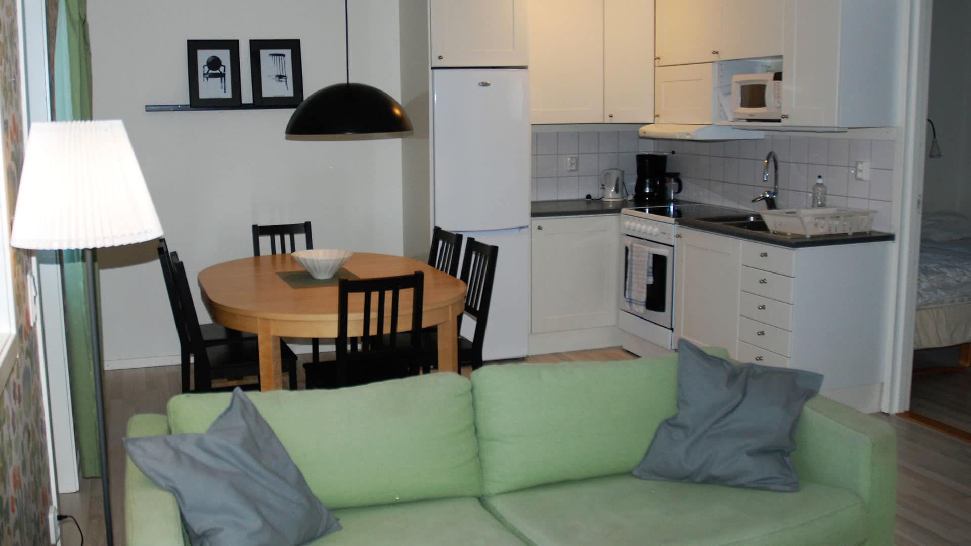 Storstrand – Boenden i olika former och prisklasser.